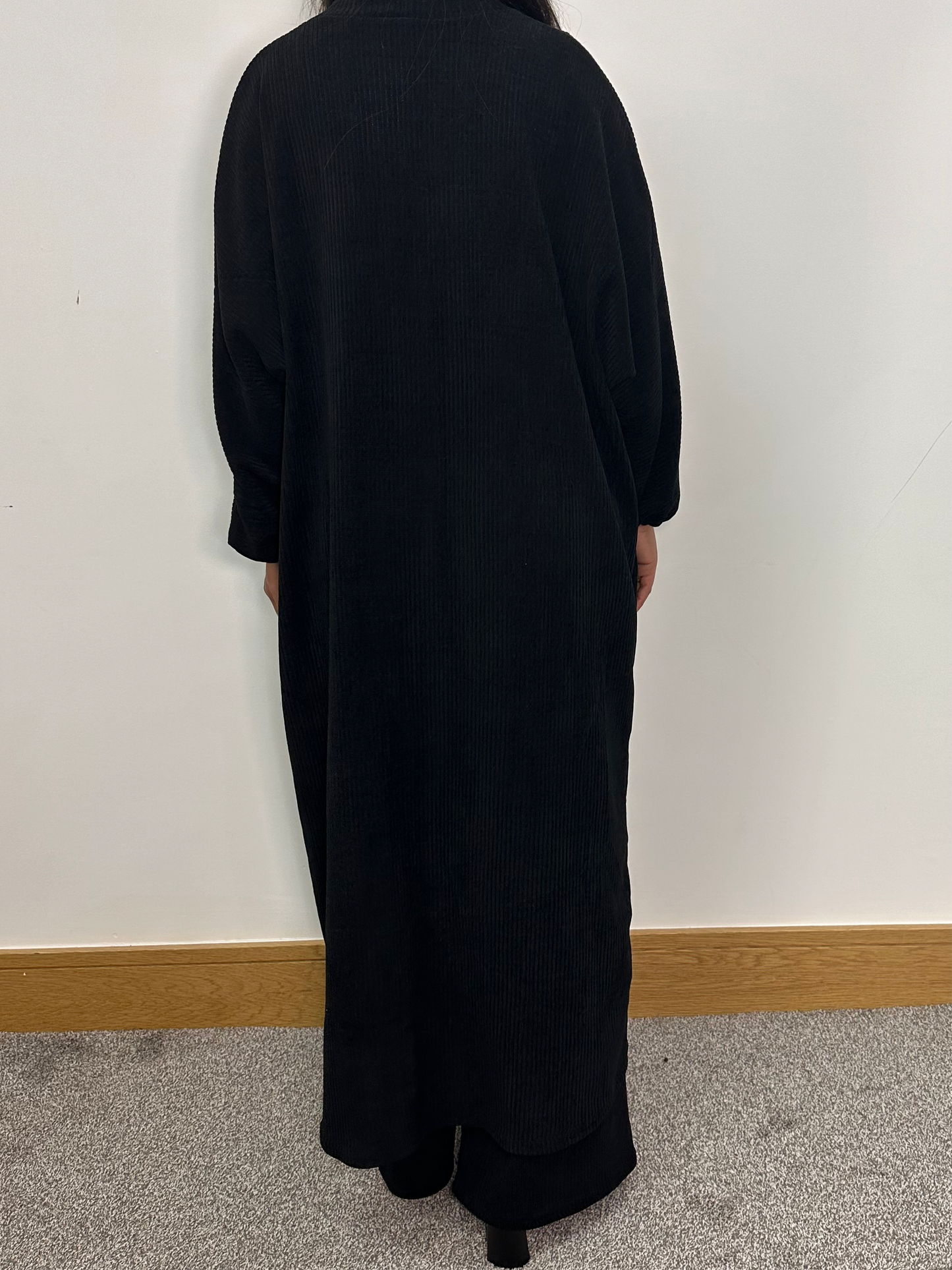 Yesmine co ord set in black