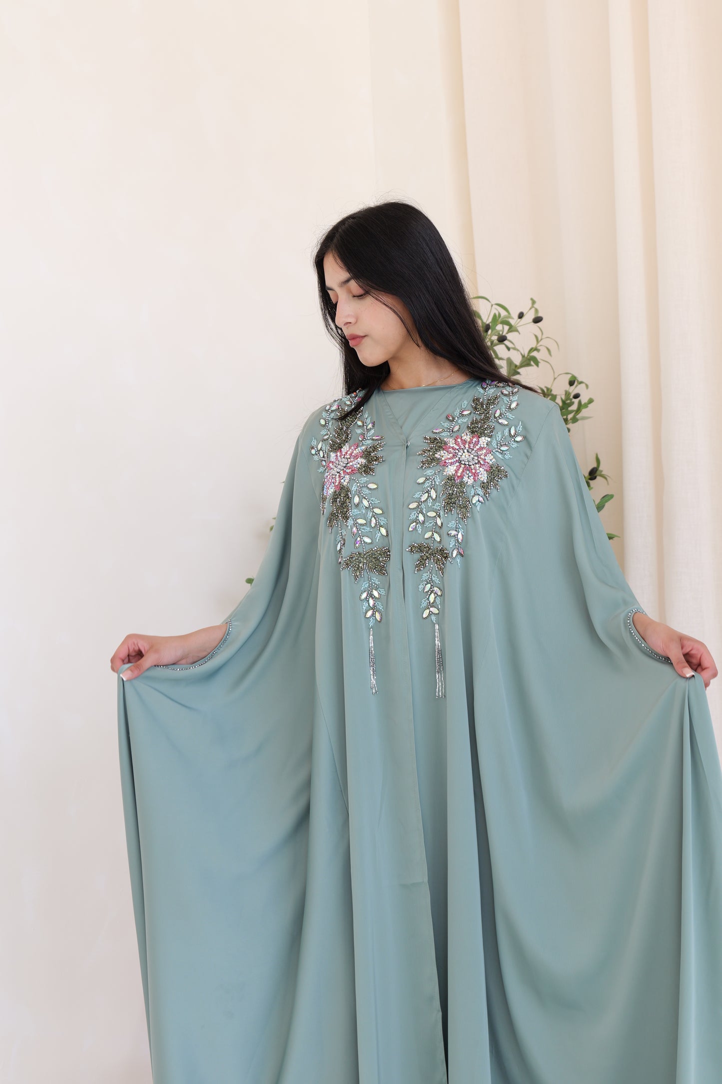 Hadiyah Abaya in saga green