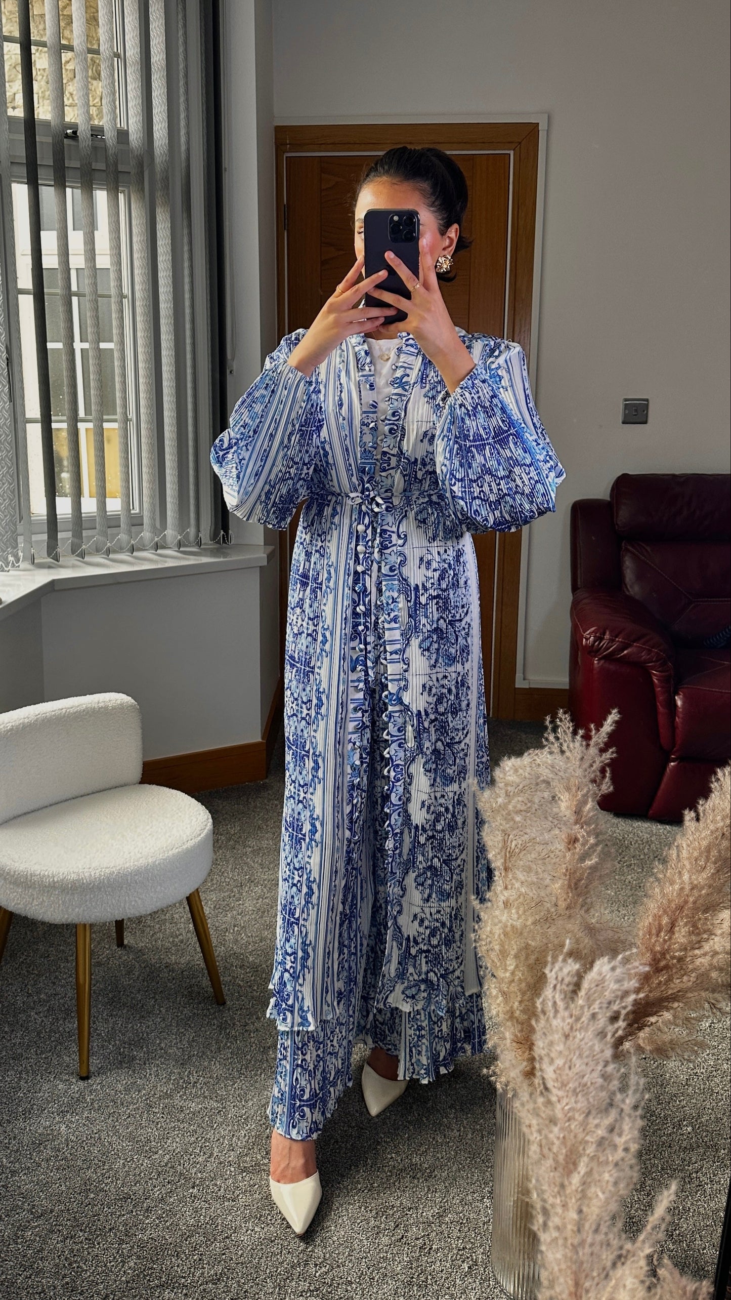 Shana two piece co ord set in blue & white.