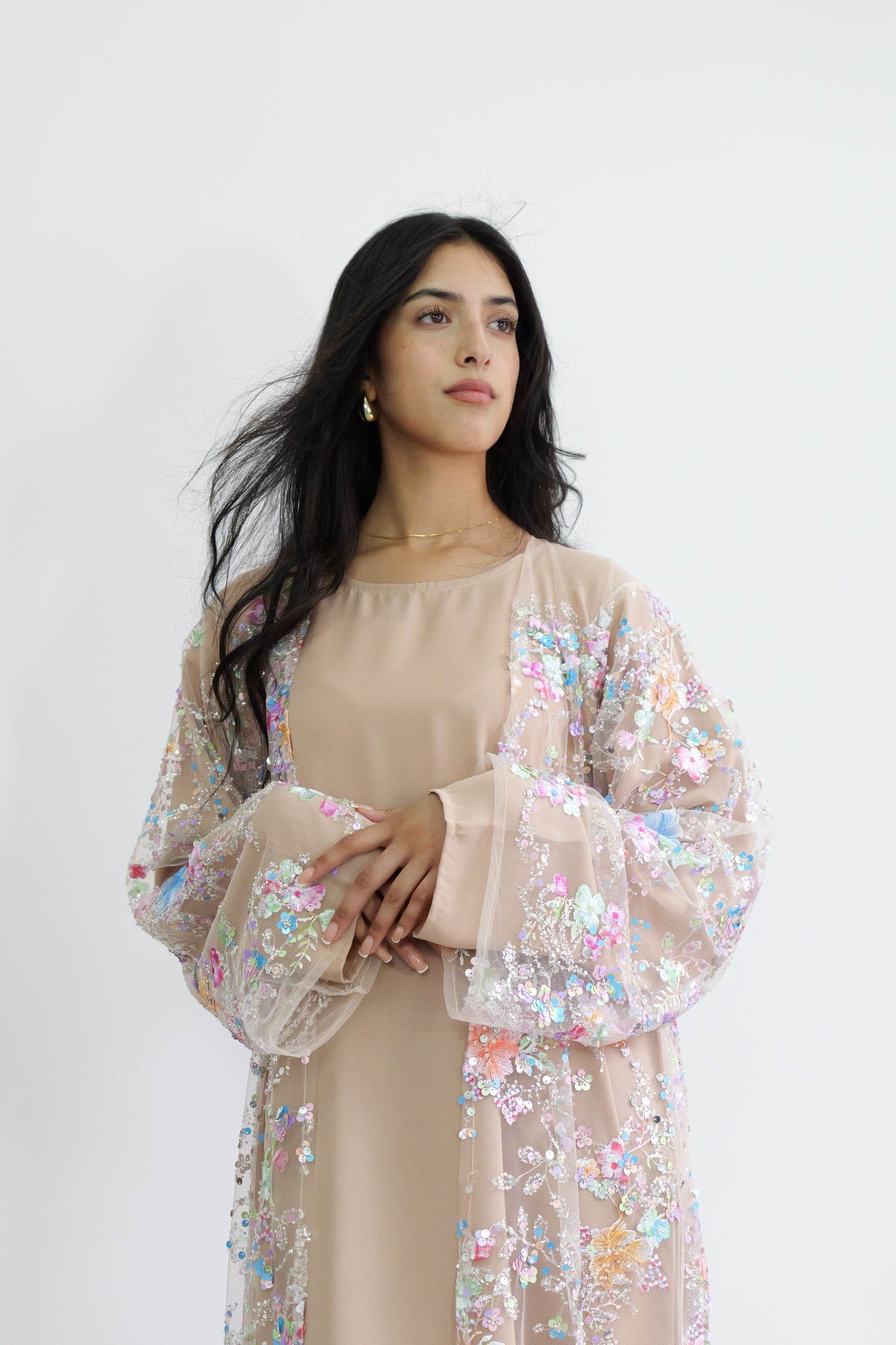 Summer petals abaya in Nude & Pink