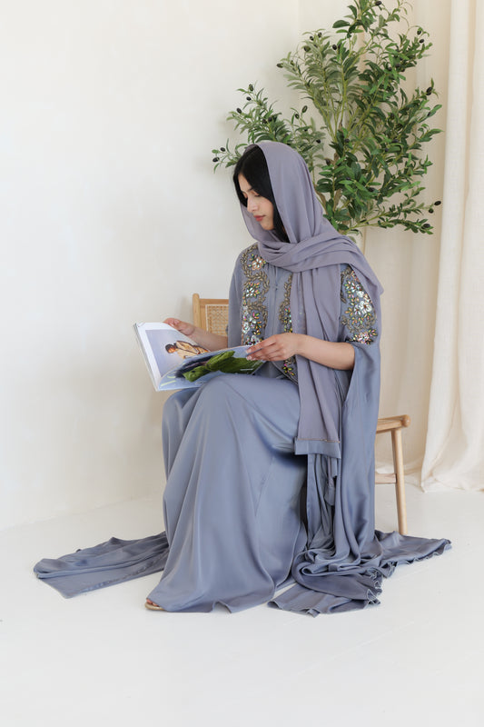 Hadiyah Abaya in grey