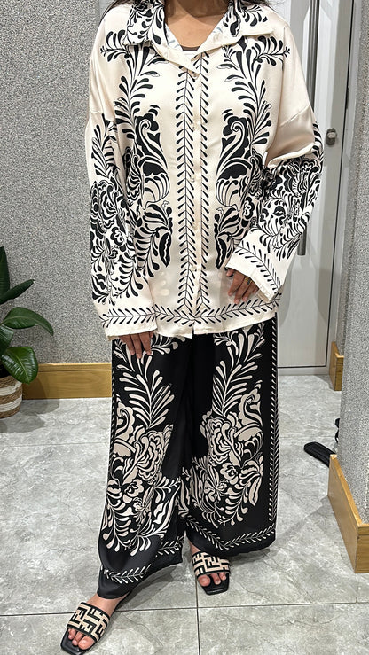 Ayline Printed Co ord In Black