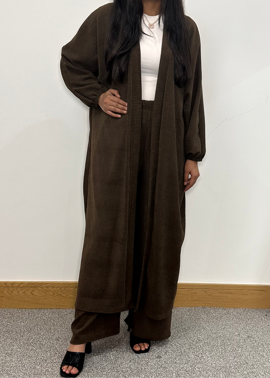 Yesmine co ord set in brown
