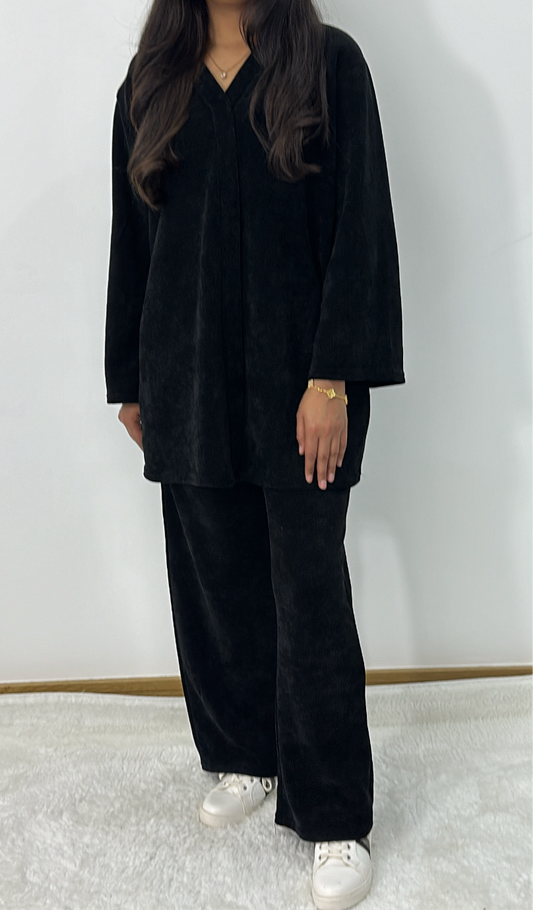 Alara lounge wear co ord set in black