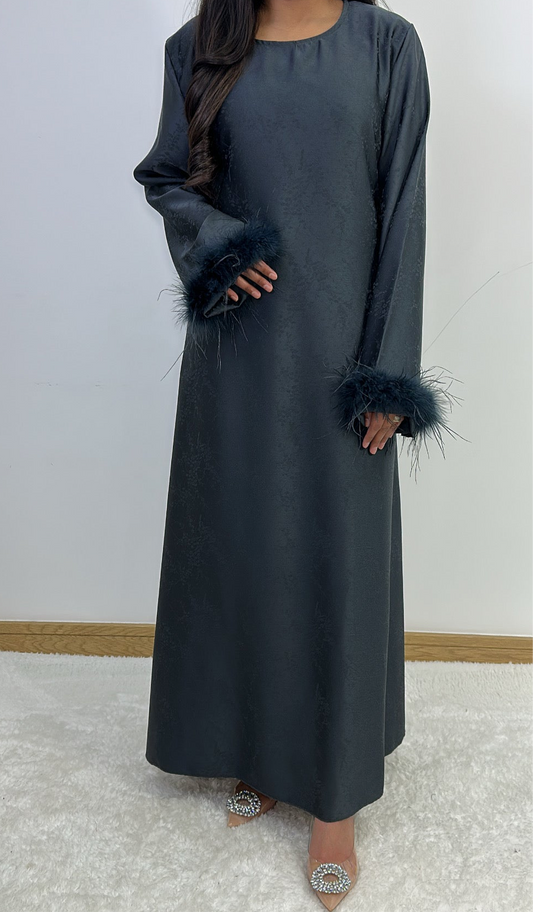 Fareeah long dress in grey