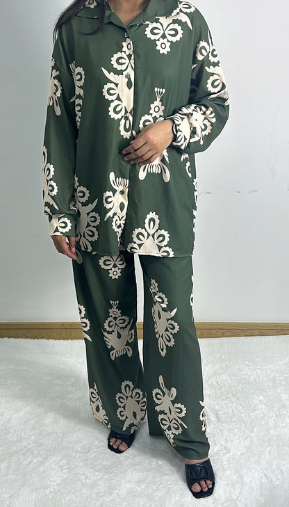 Farah 2 Piece Co ord Set In Khaki