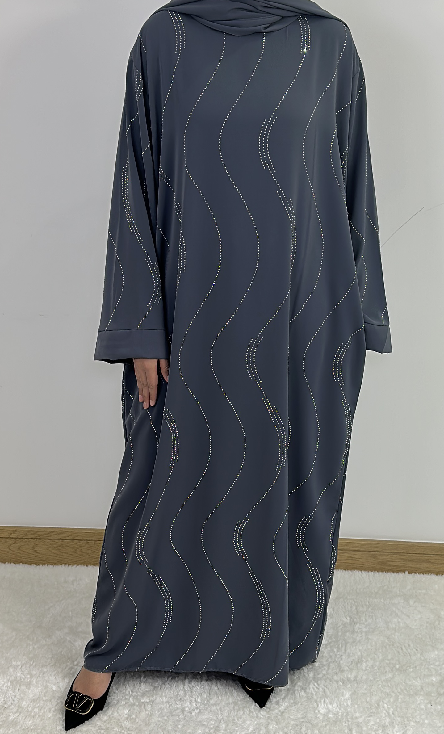 Abaya with attached scarf grey.