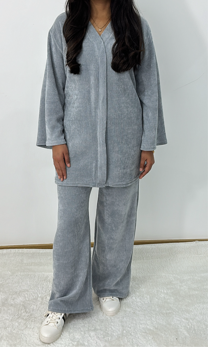 Alara lounge wear co ord set in grey