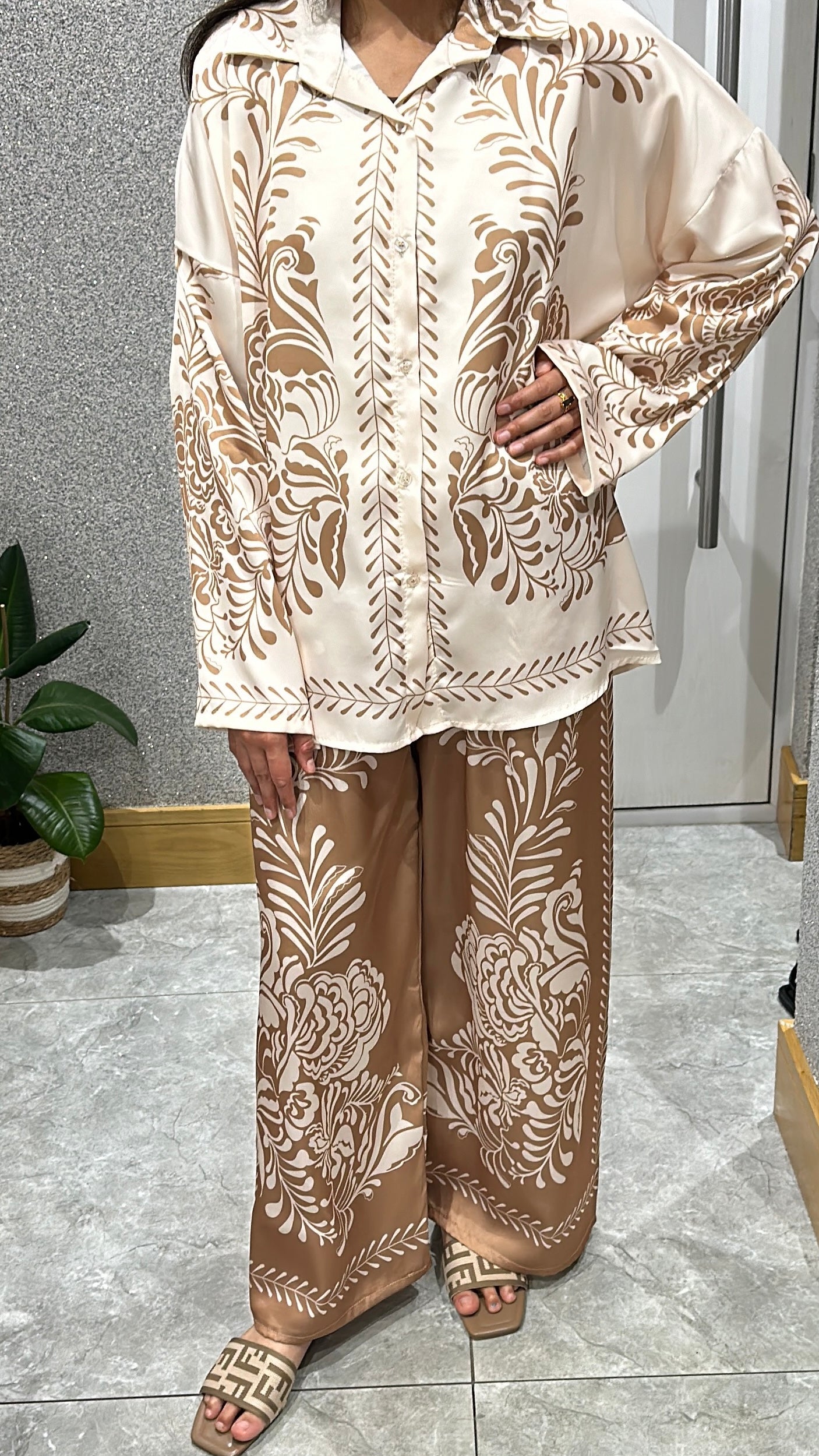 Ayline Printed Co ord In Brown / Beige
