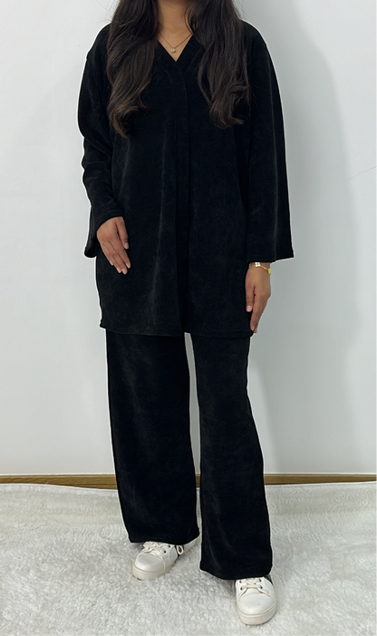 Alara lounge wear co ord set in black