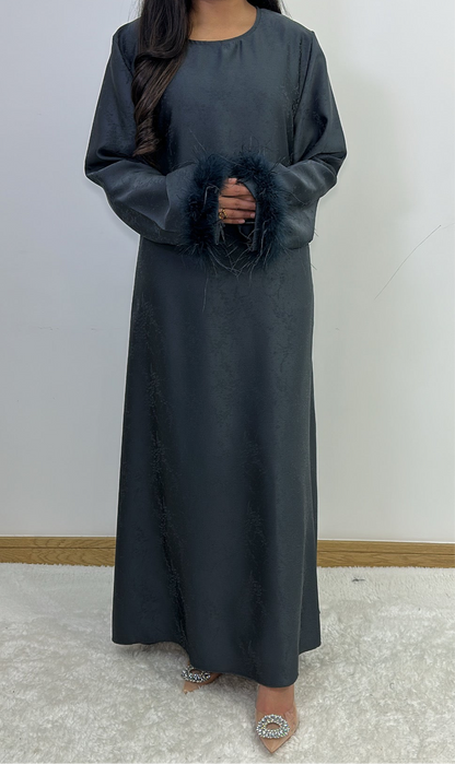 Fareeah long dress in grey