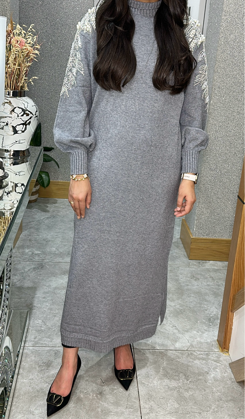 Yosra dress in grey
