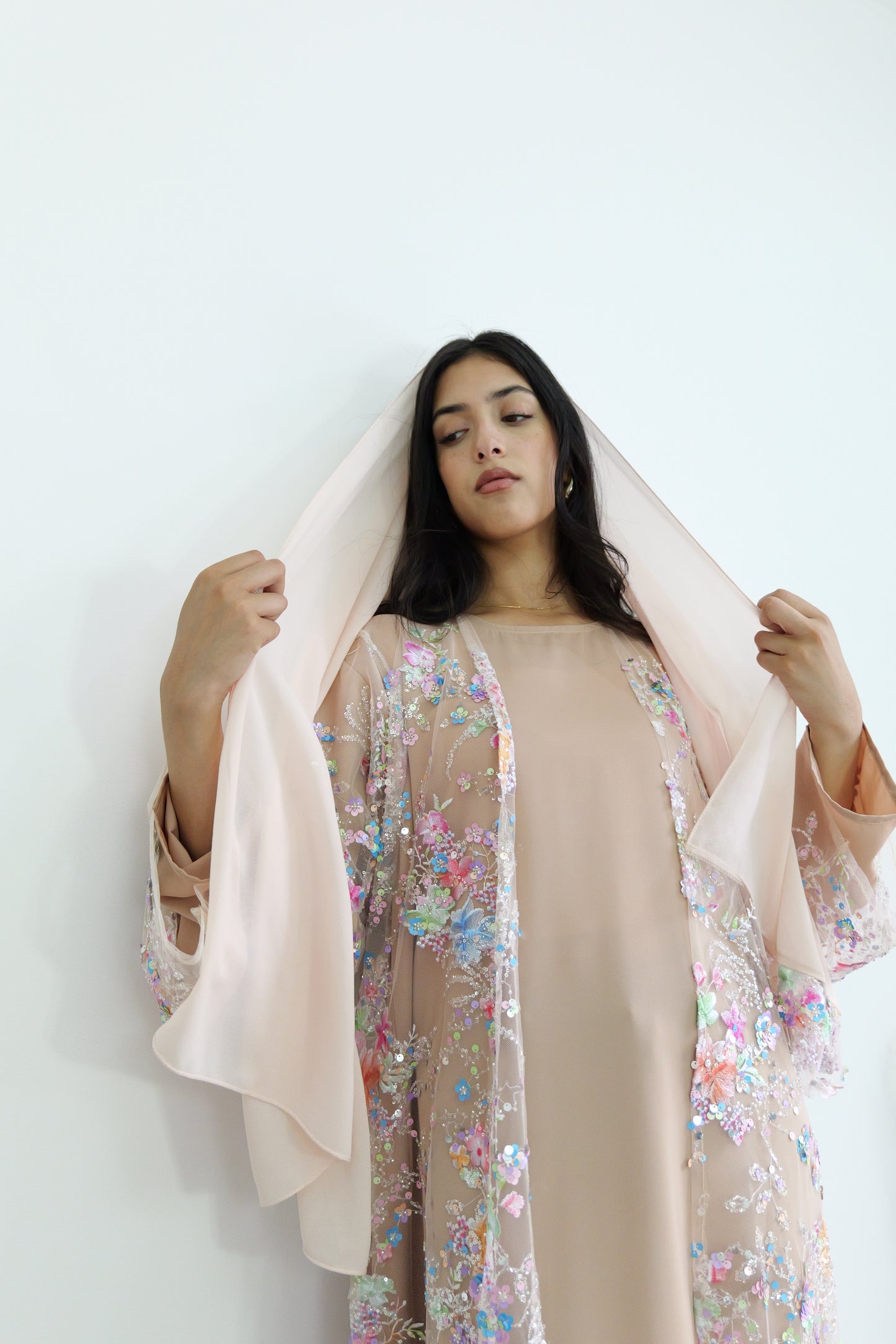 Summer petals abaya in Nude &  Pink