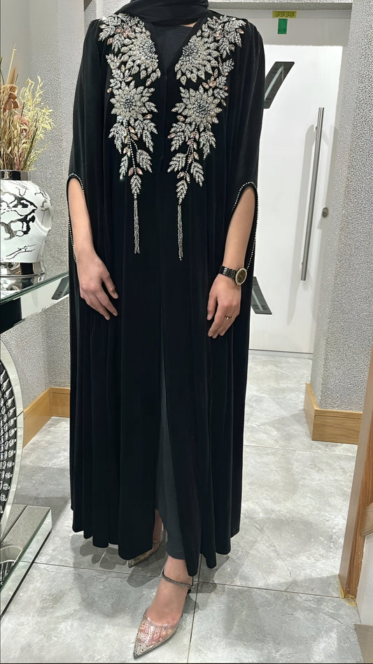 Eshma In Black Abaya