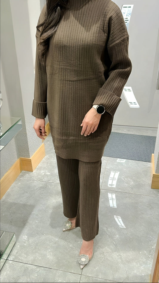 Samra In Brown