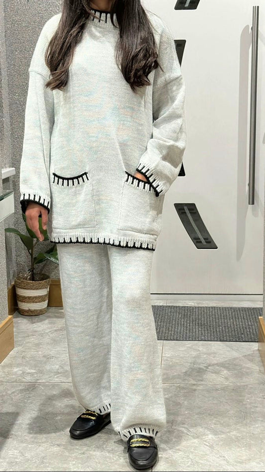 Reza Knit Coord In White